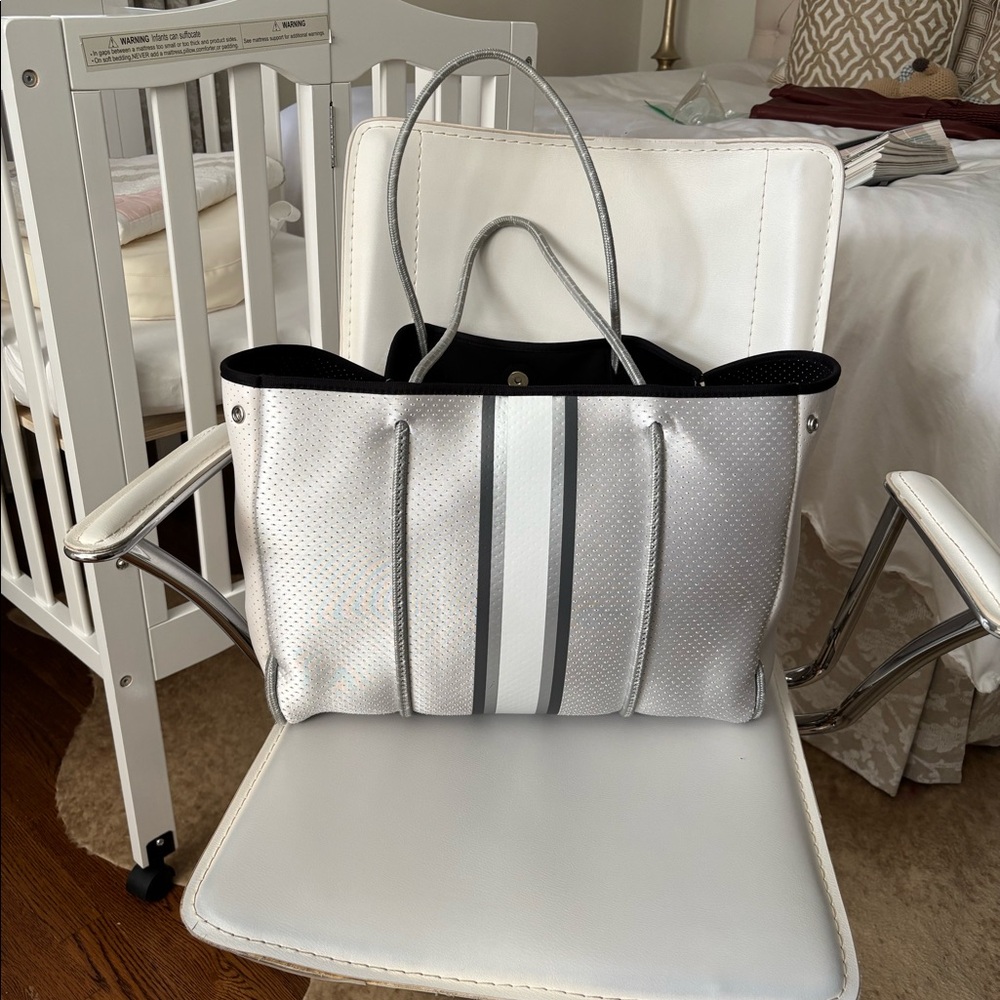Haute Shore Bag